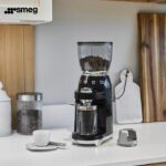 آسیاب قهوه اسمگ مدل SMEG CGF01 - تصویر 7